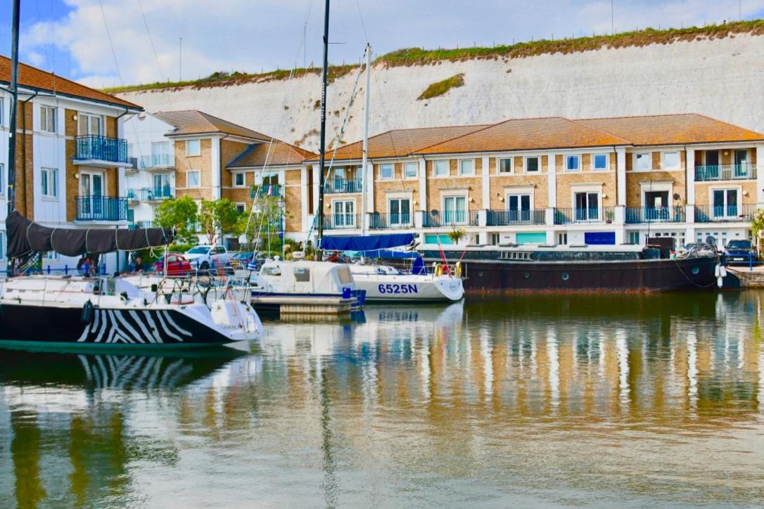 Appartement Marina Living With Parking, Balcony, Quiet And Secure Hove