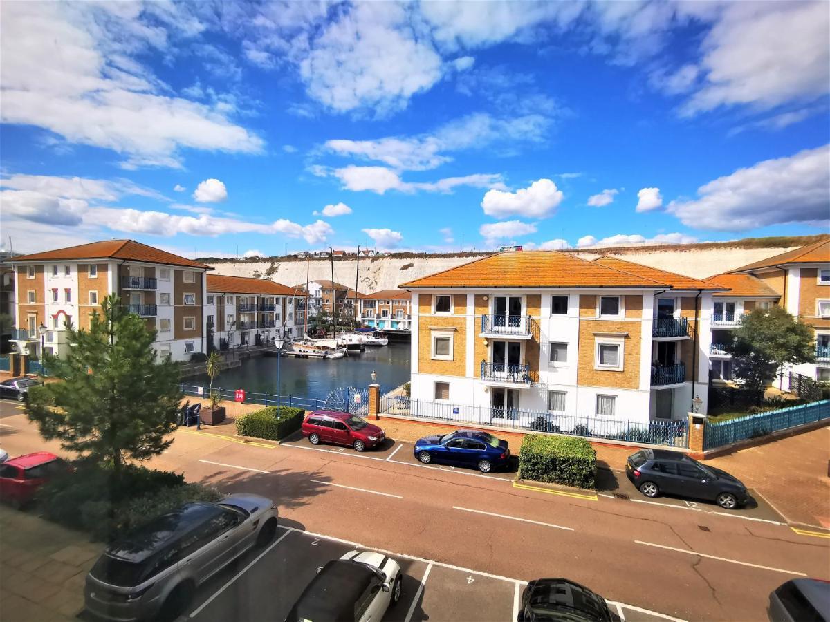 Appartement Marina Living With Parking, Balcony, Quiet And Secure
